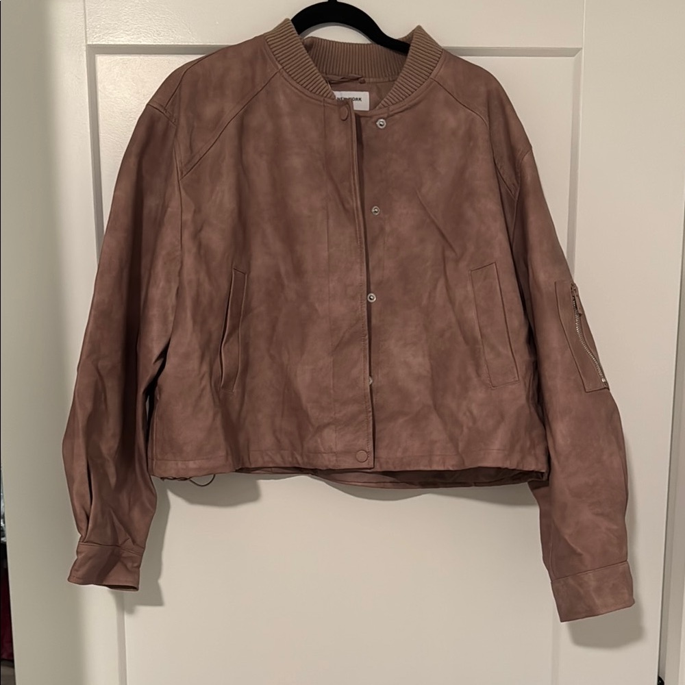 Nwot mark New York slightly cropped jacket leather style dusty pink brown mauve